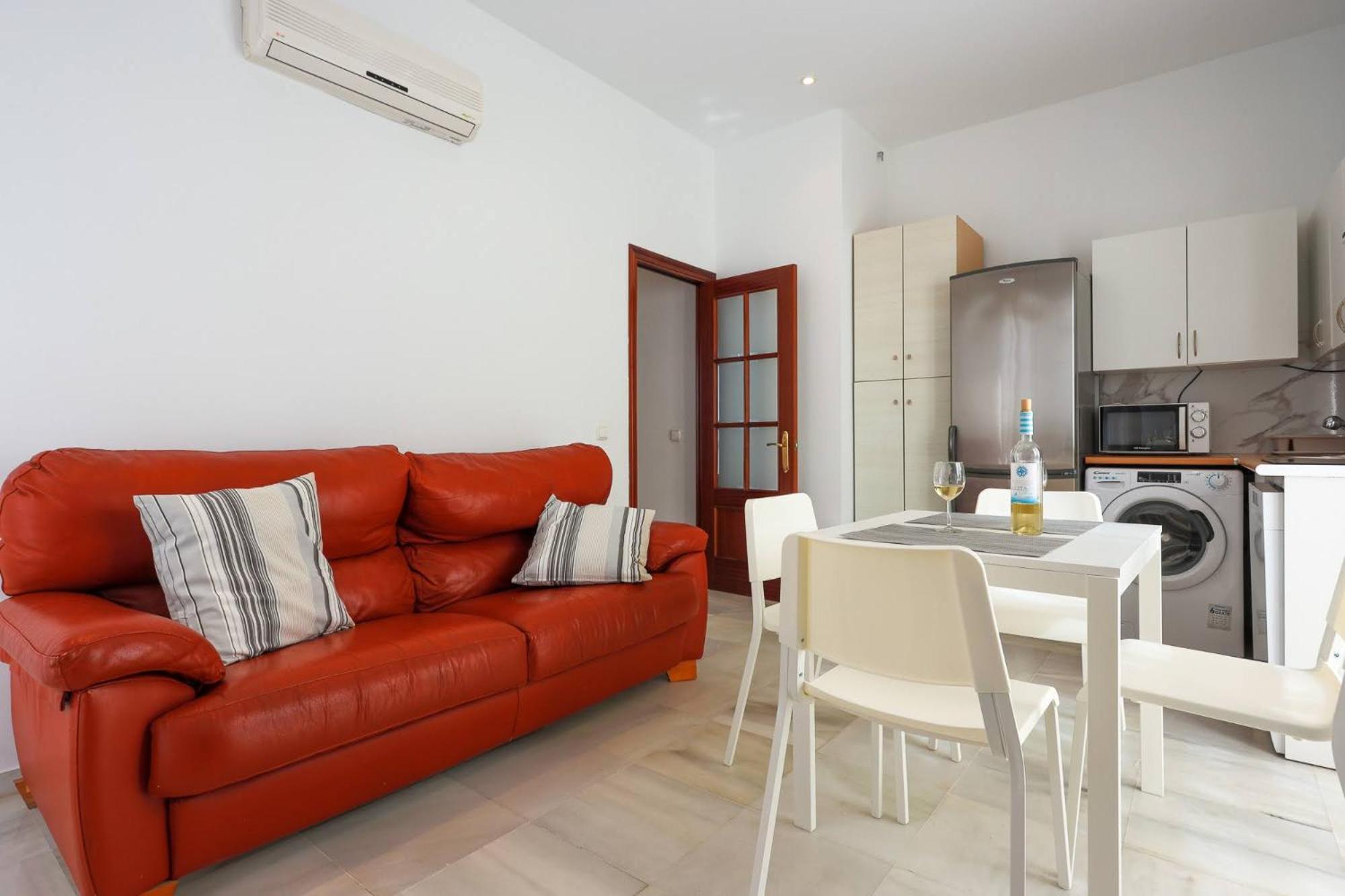Apartamentos Los Cantaros El Puerto de Santa Maria Luaran gambar